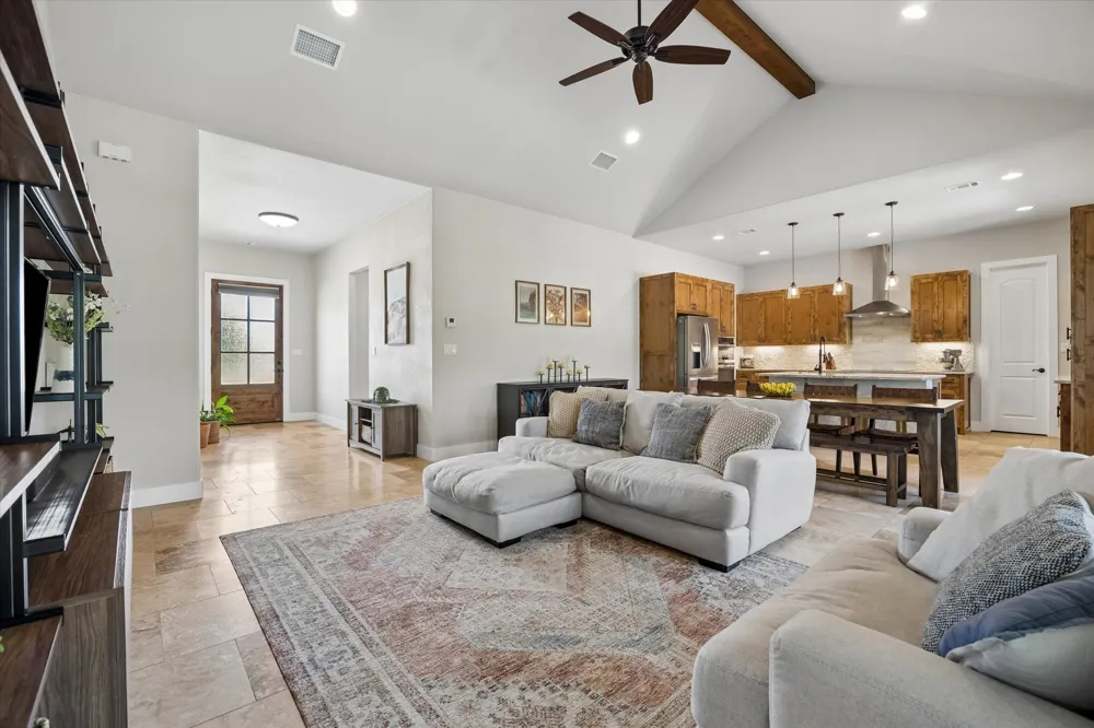 906 Canyon Oak Circle Marble Falls, TX 78654