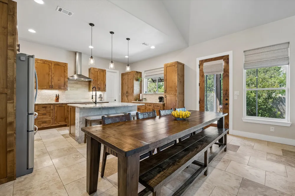 906 Canyon Oak Circle Marble Falls, TX 78654