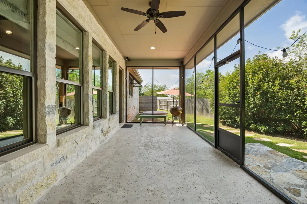 906 Canyon Oak Circle Marble Falls, TX 78654