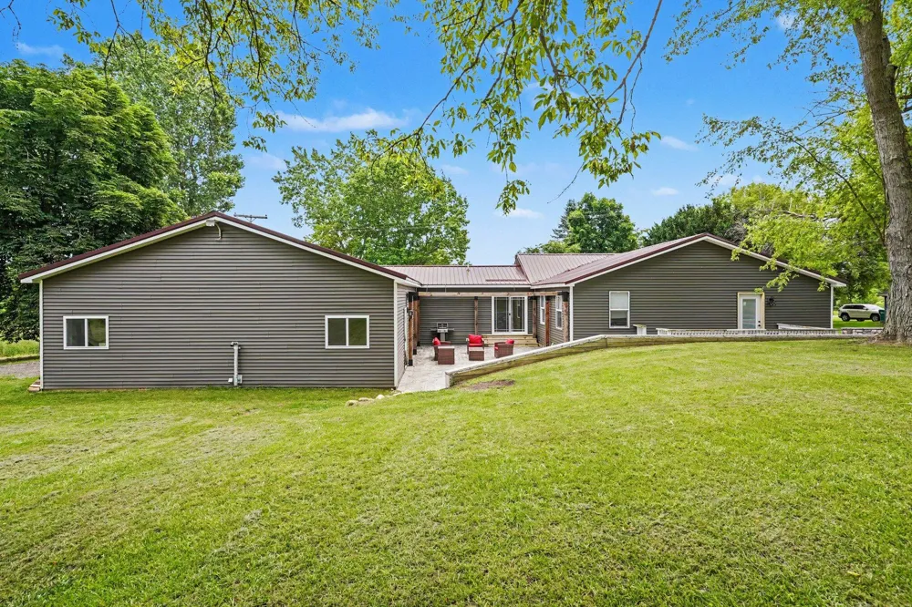 6129 Old State Road North Branch, MI 48461