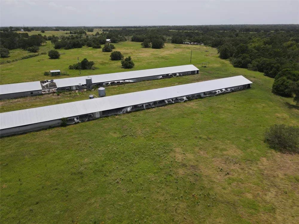 8370 County Road 150 Caldwell, TX 77836