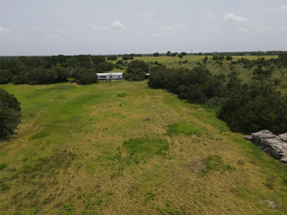 8370 County Road 150 Caldwell, TX 77836