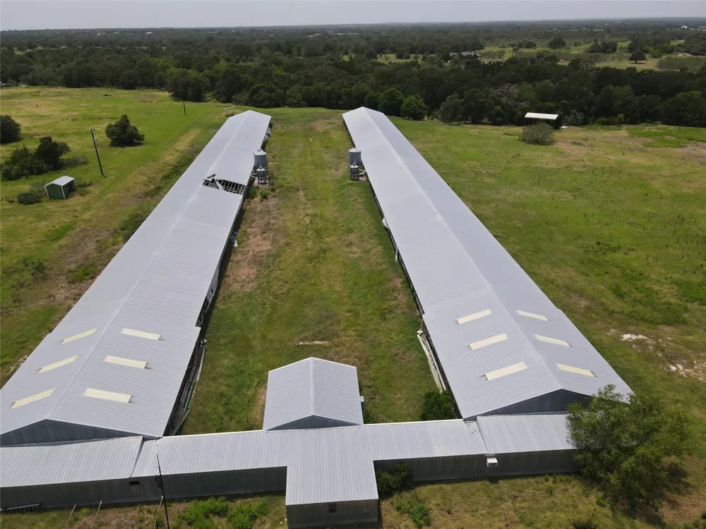 8370 County Road 150 Caldwell, TX 77836