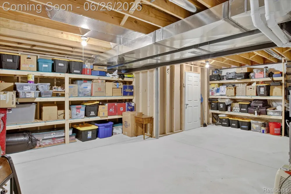 1212 Candlelight Court Brighton Township, MI 48114
