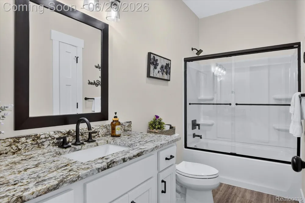 1212 Candlelight Court Brighton Township, MI 48114