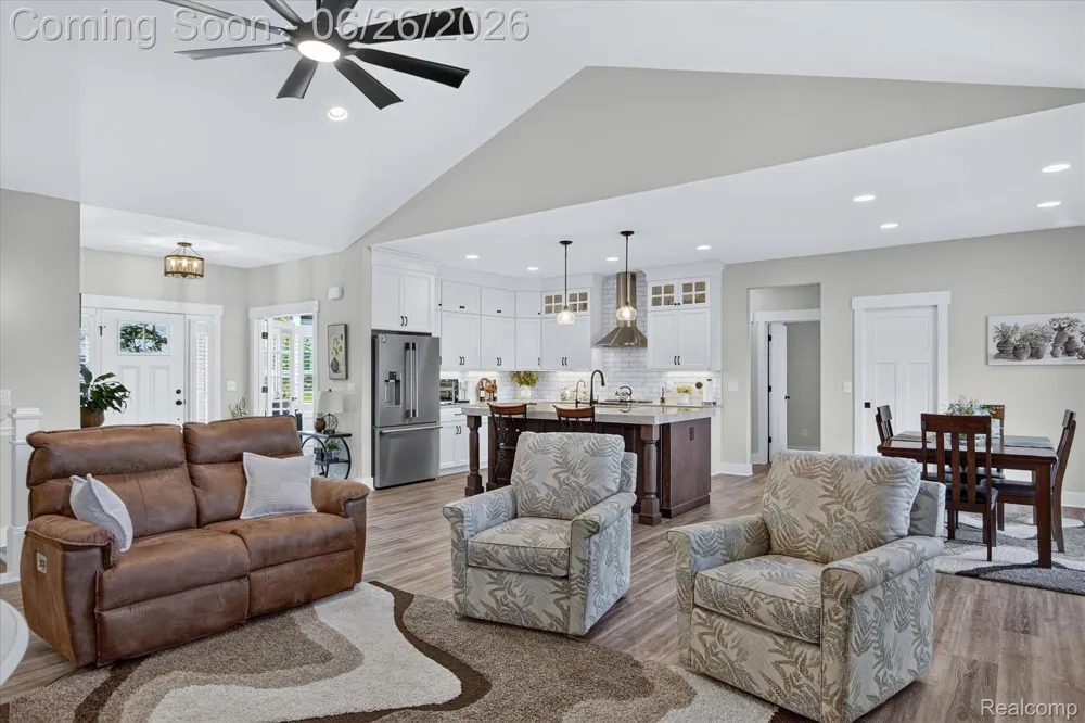1212 Candlelight Court Brighton Township, MI 48114