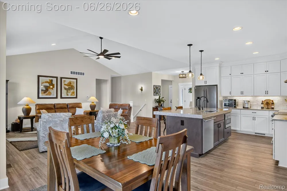1212 Candlelight Court Brighton Township, MI 48114