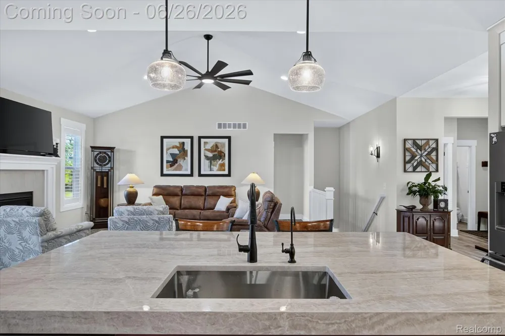1212 Candlelight Court Brighton Township, MI 48114