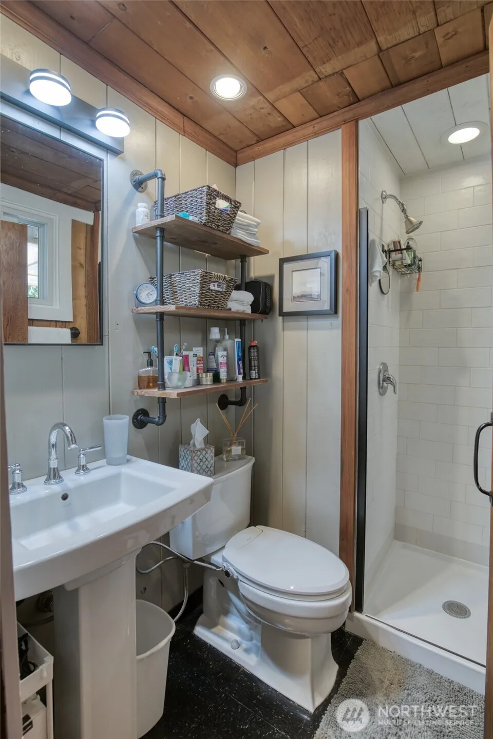 17 Sunset Street Moclips, WA 98562
