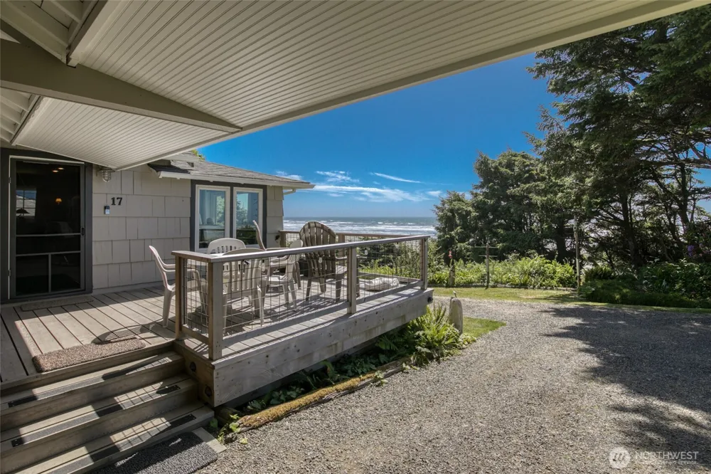 17 Sunset Street Moclips, WA 98562