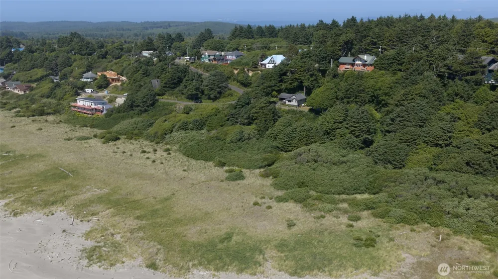 17 Sunset Street Moclips, WA 98562