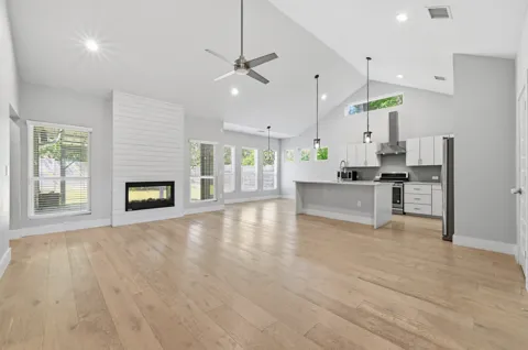 4207 Alexandria Drive