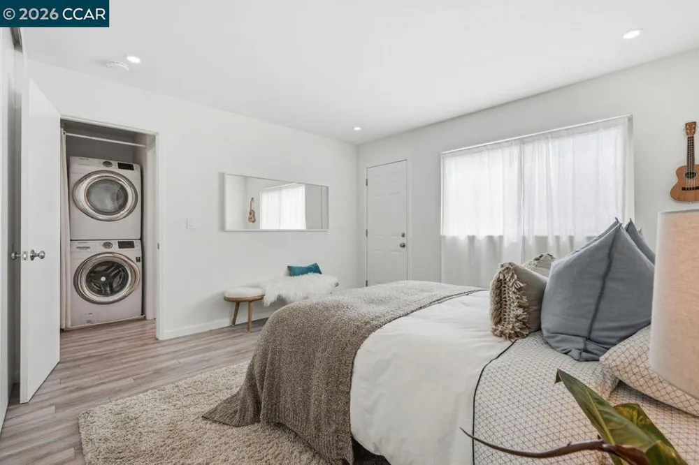 2115 Central #5 Alameda, CA 94501