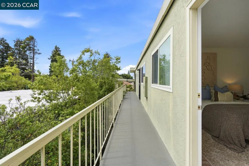 2115 Central #5 Alameda, CA 94501