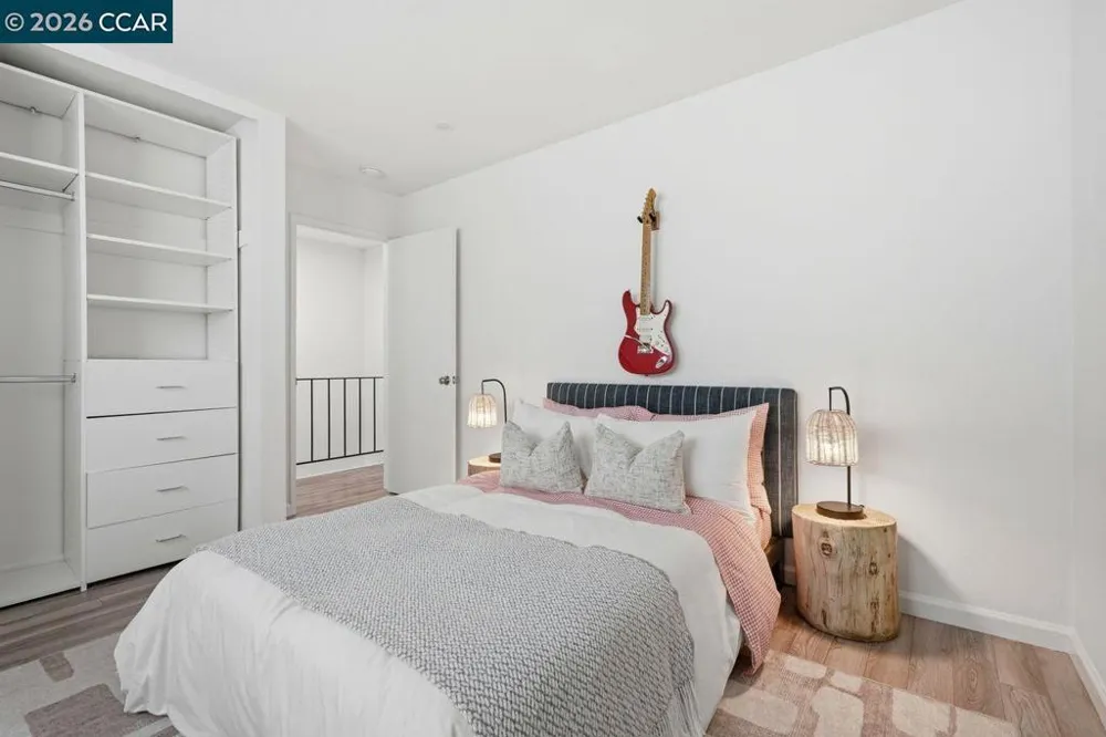 2115 Central #5 Alameda, CA 94501