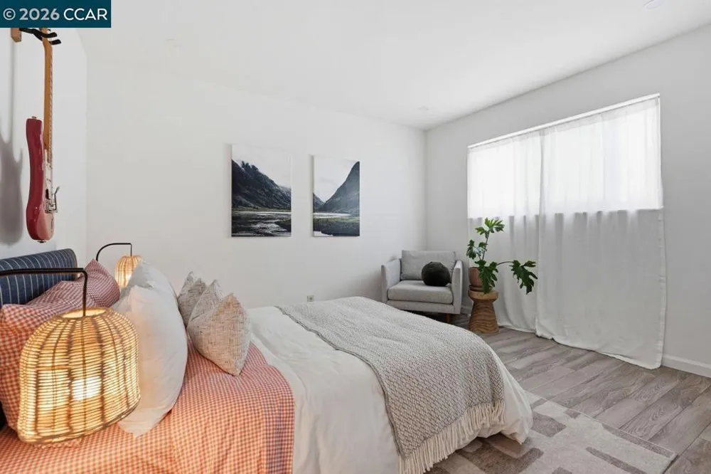 2115 Central #5 Alameda, CA 94501