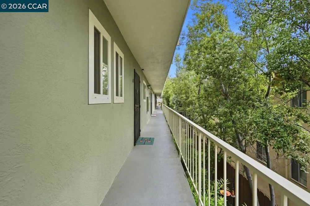 2115 Central #5 Alameda, CA 94501