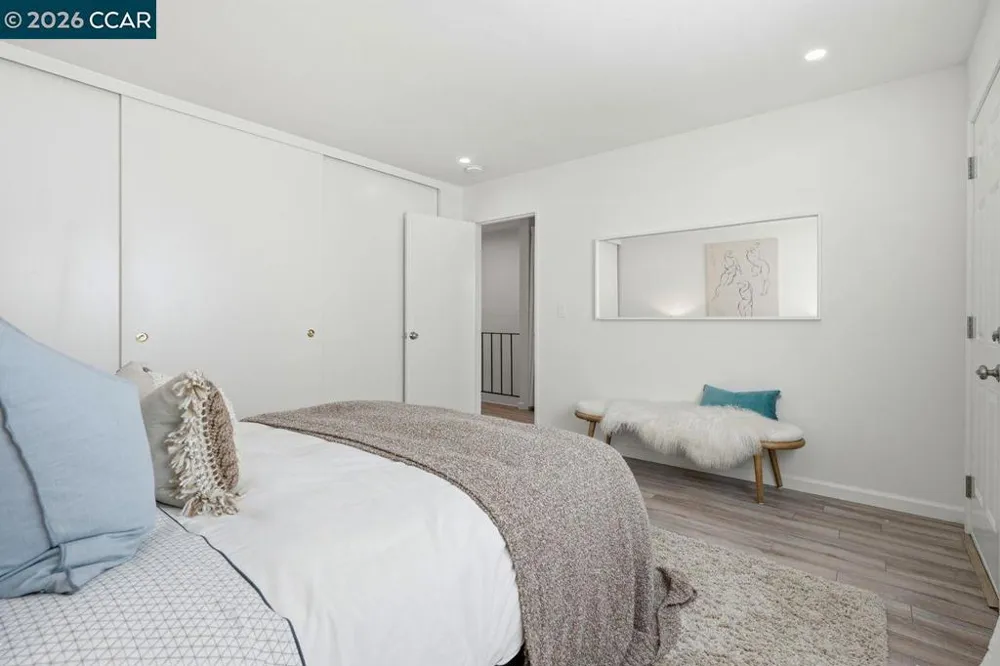2115 Central #5 Alameda, CA 94501
