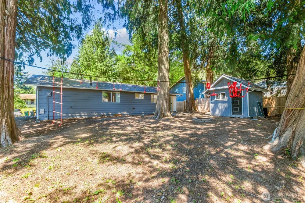 7008 Parkdale Drive NW Bremerton, WA 98311