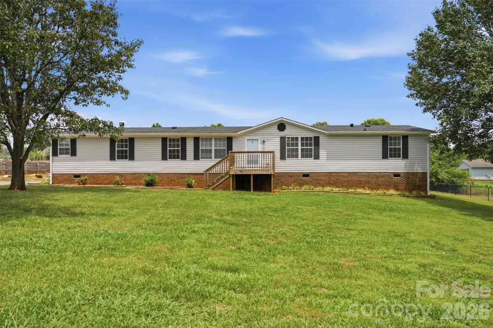 3642 Strollaway Lane Claremont, NC 28610