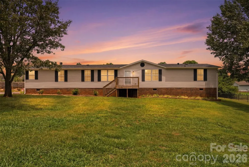 3642 Strollaway Lane Claremont, NC 28610
