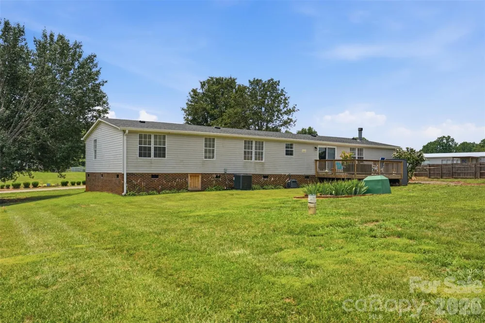 3642 Strollaway Lane Claremont, NC 28610