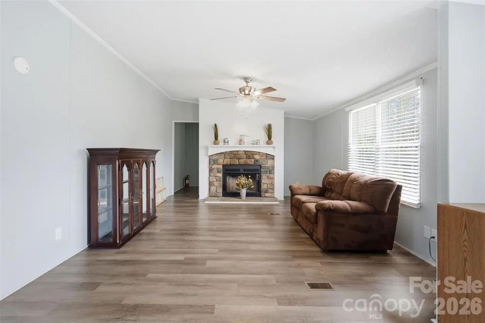 3642 Strollaway Lane Claremont, NC 28610
