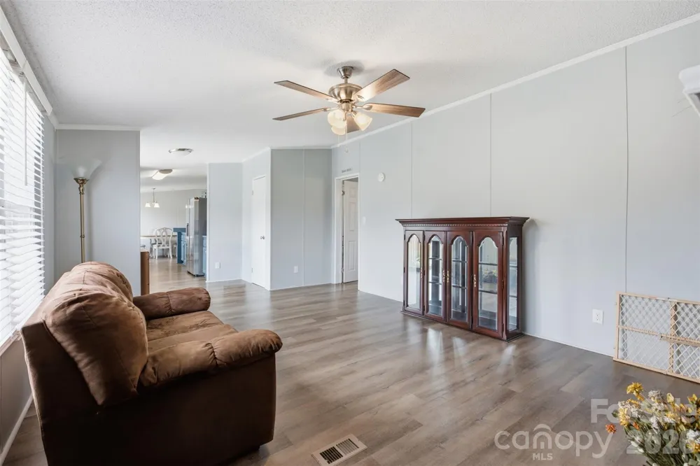 3642 Strollaway Lane Claremont, NC 28610