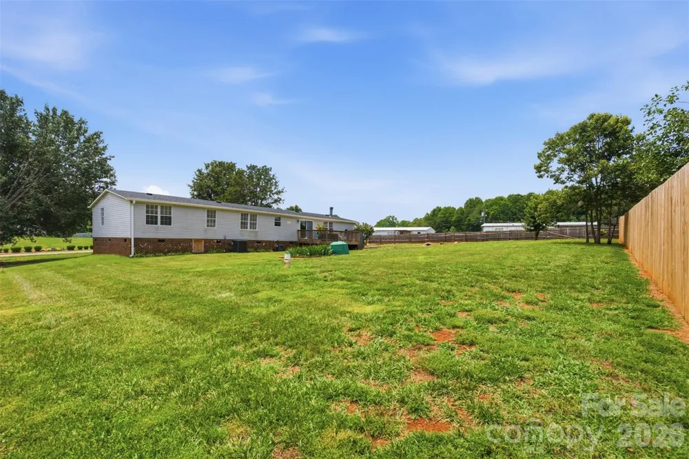 3642 Strollaway Lane Claremont, NC 28610
