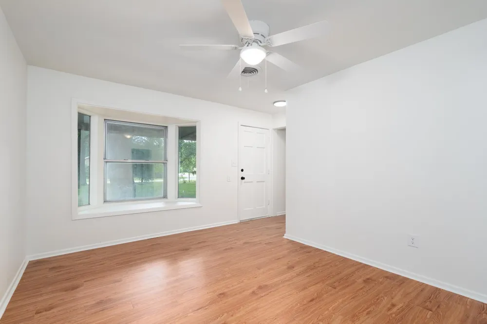 102 S 2nd Street Clyde, TX 79510