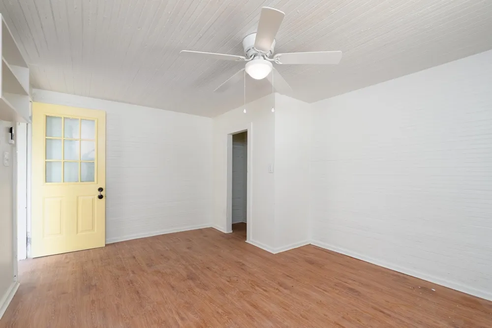 102 S 2nd Street Clyde, TX 79510