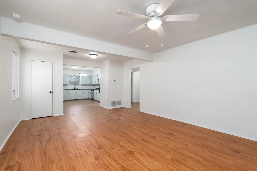 102 S 2nd Street Clyde, TX 79510