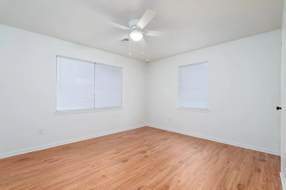 102 S 2nd Street Clyde, TX 79510
