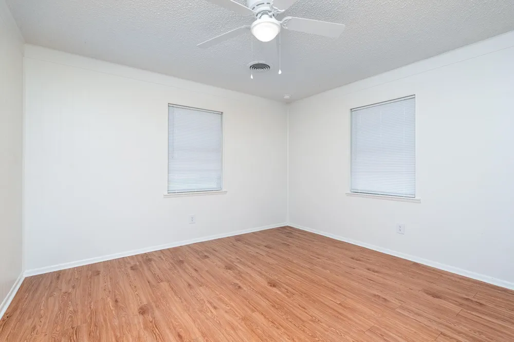 102 S 2nd Street Clyde, TX 79510