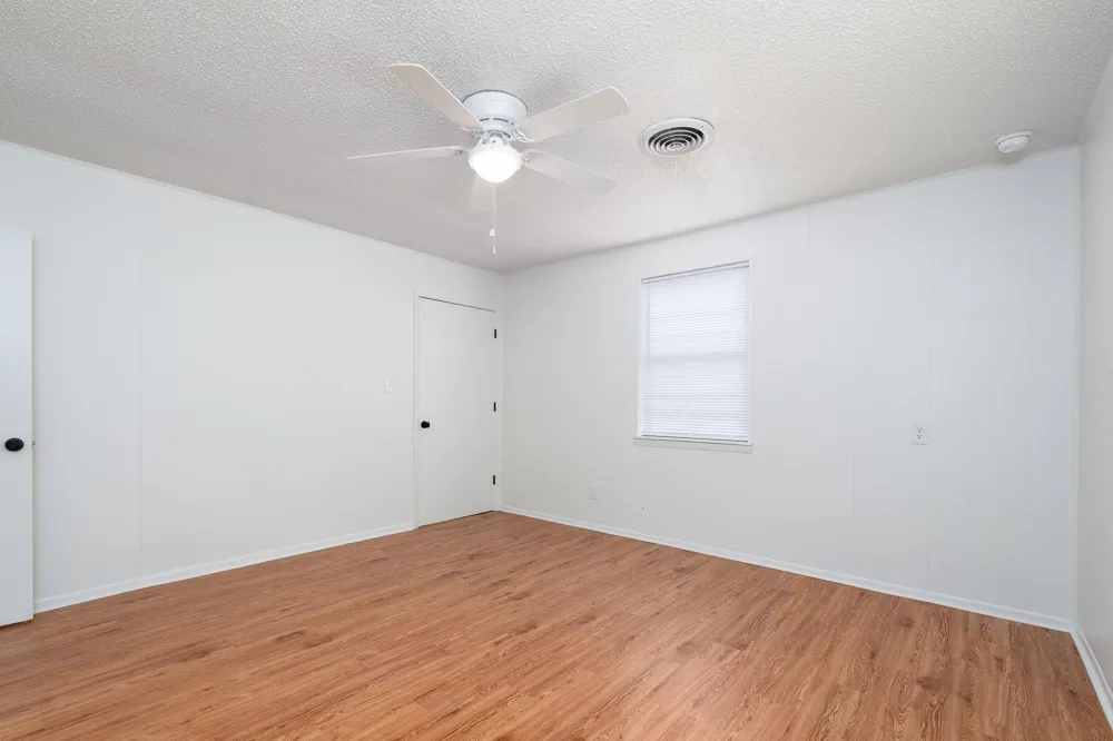 102 S 2nd Street Clyde, TX 79510