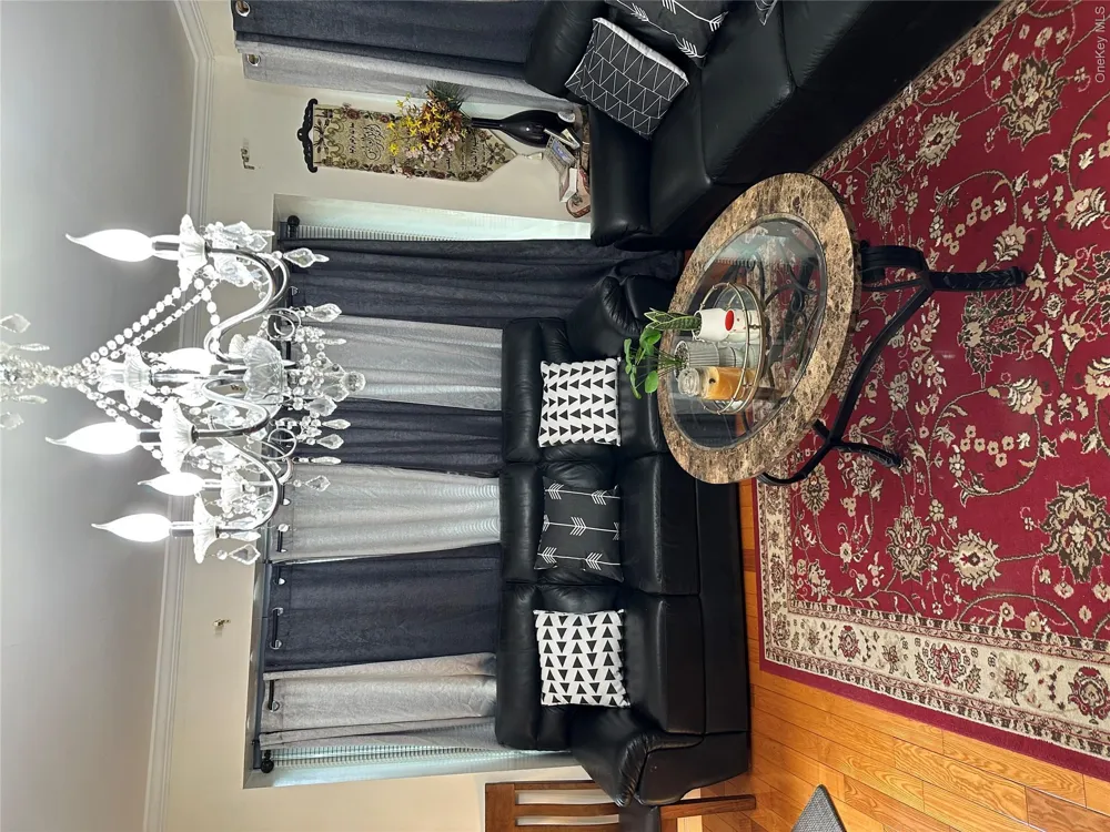 90 Clearstream Avenue Valley Stream, NY 11580