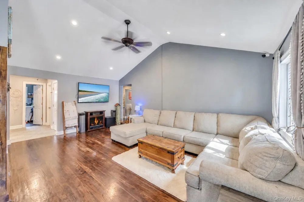 115 Dahlia Drive Mastic Beach, NY 11951