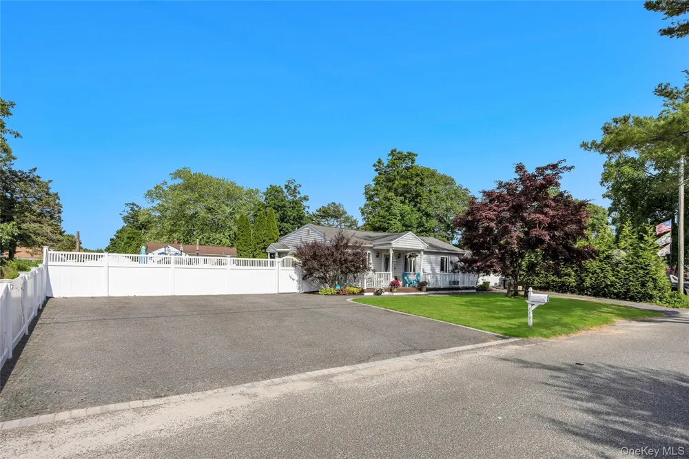 115 Dahlia Drive Mastic Beach, NY 11951