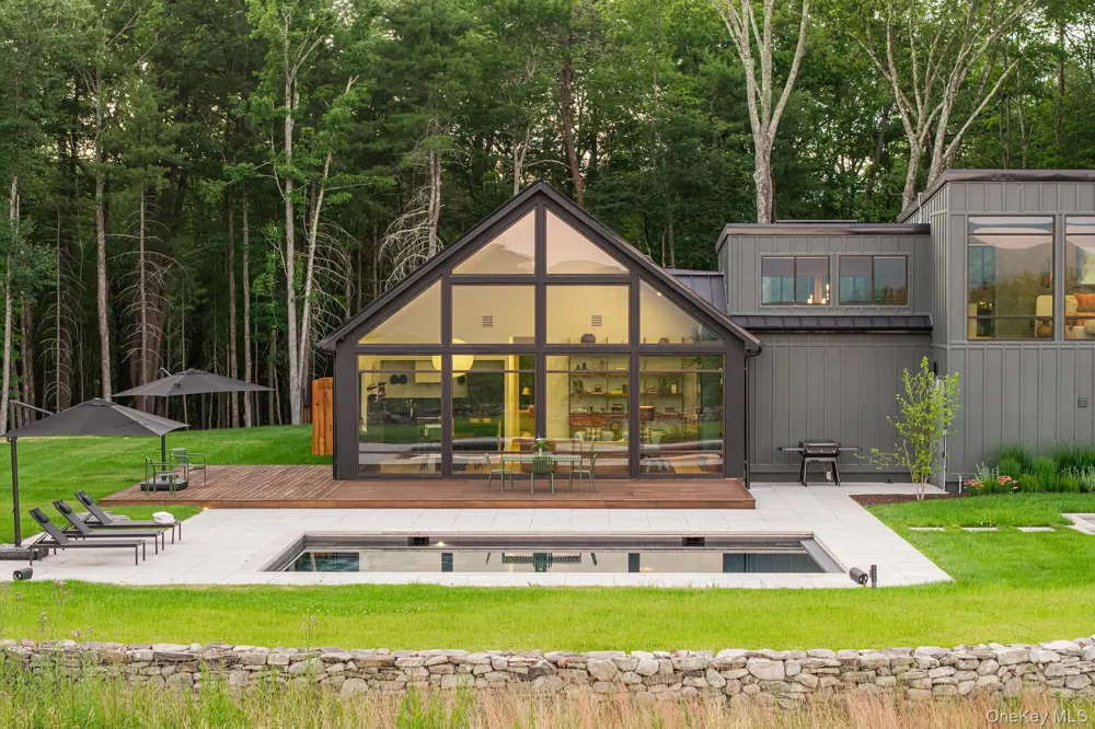 72 Van Tine Road Kerhonkson, NY 12446