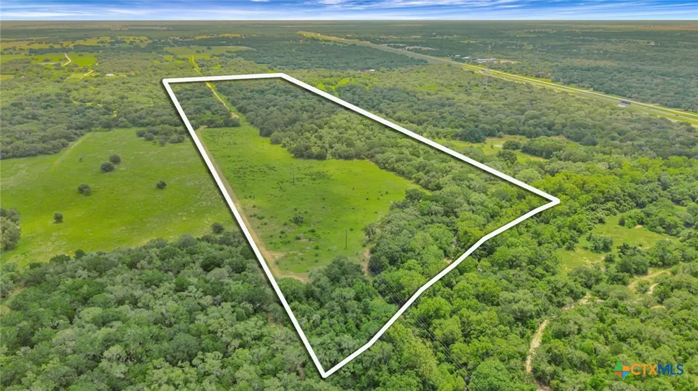 Fm 444 Inez, TX 77968
