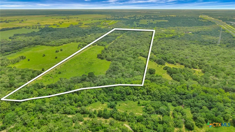 Fm 444 Inez, TX 77968