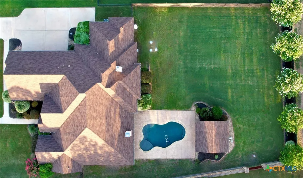 407 Creekside Drive Salado, TX 76571