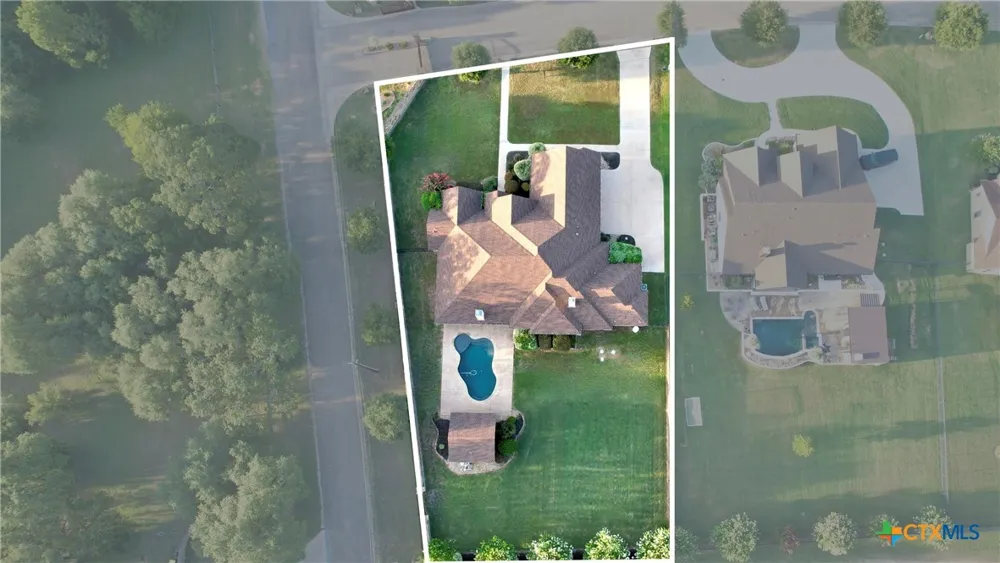 407 Creekside Drive Salado, TX 76571