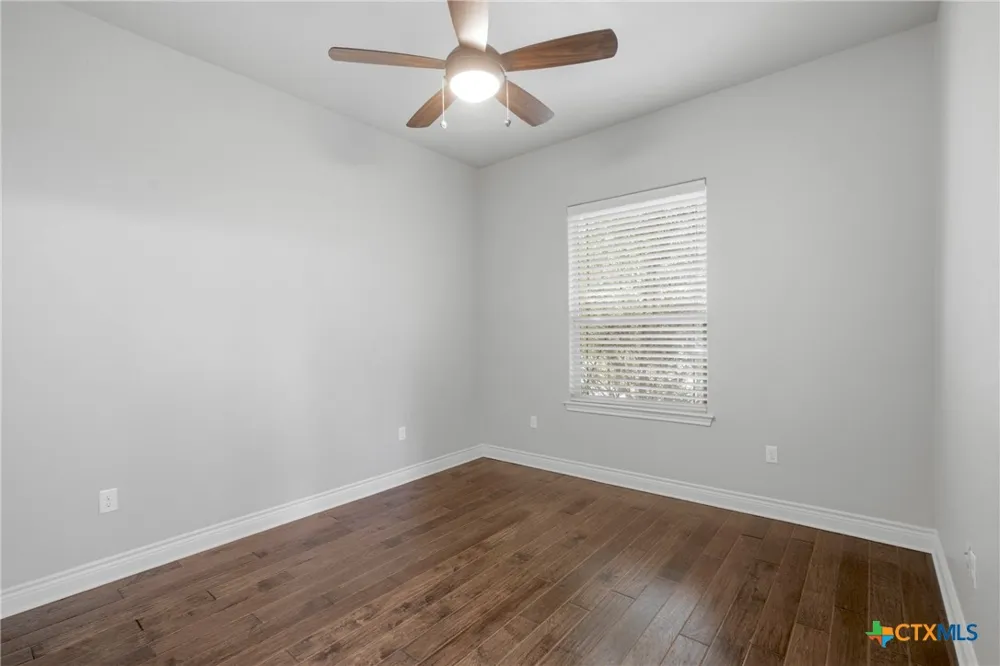 407 Creekside Drive Salado, TX 76571
