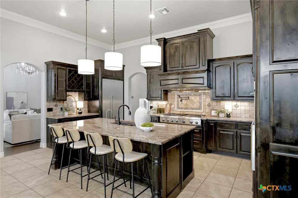 407 Creekside Drive Salado, TX 76571