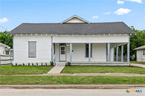 605 E Elm Street