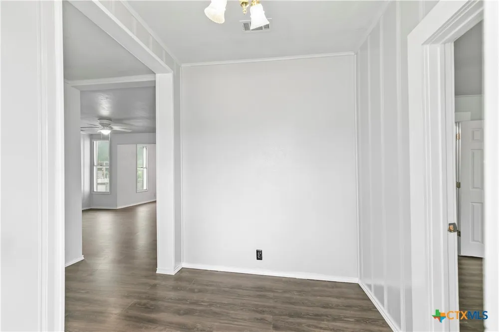 605 E Elm Street Hillsboro, TX 76645