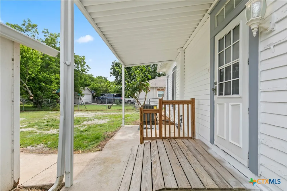 605 E Elm Street Hillsboro, TX 76645