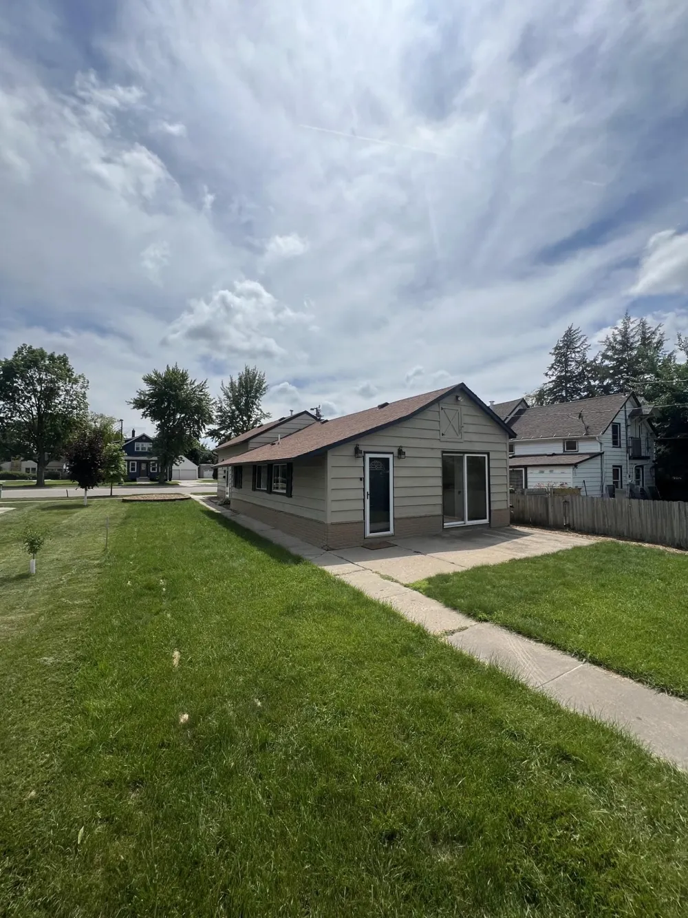 214 E Main Street Belle Plaine, MN 56011