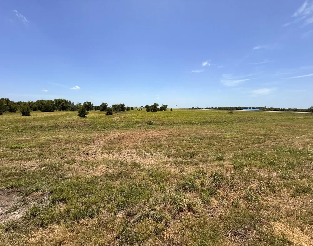 12101 US Highway 175 Kemp, TX 75143